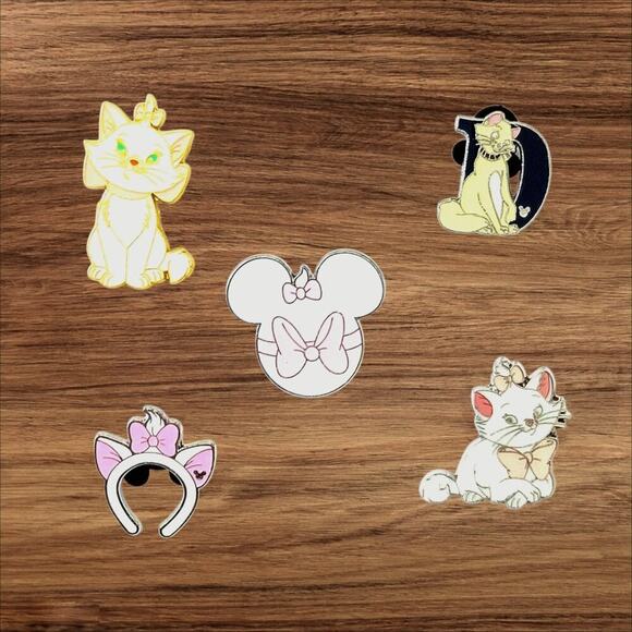 Disney Accessories - 5 AristoCats Disney Parks Trading Pins, Plus 2 Bonus Pins